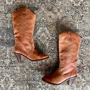 Vintage Leather Embroidered Stacked Heel Cowboy Western Boots in Tan - 5